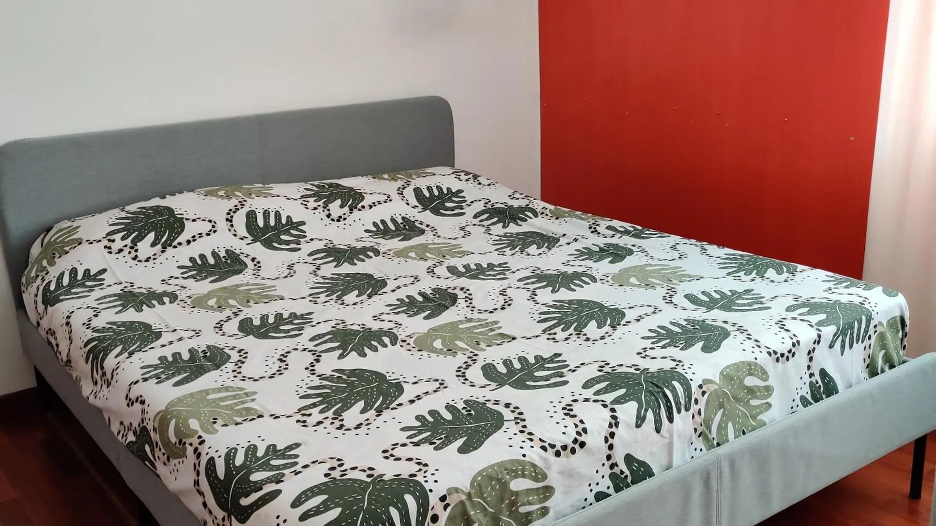 Apartment Elegante Appartamento Trilocale Milan Italy